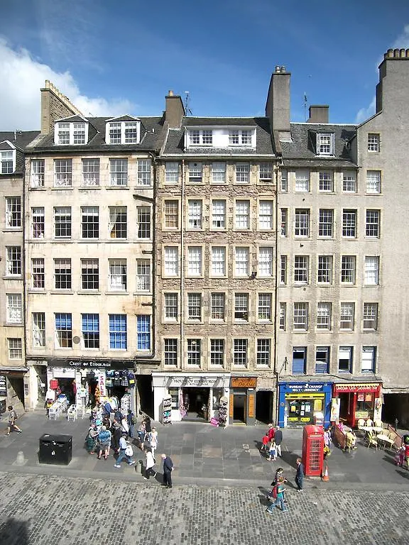 Royal Mile, Edinburgh - 2 Bedroom Apartment